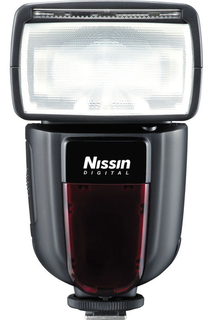 Вспышка Nissin Di-700A для Fuji