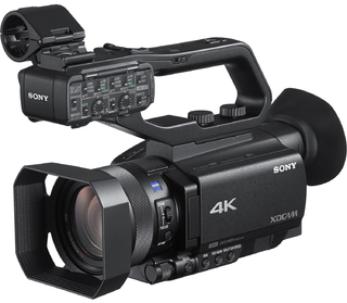 Видеокамера Sony PXW-Z90