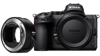 Цифровой фотоаппарат NIKON Z5 kit адаптер FTZ II